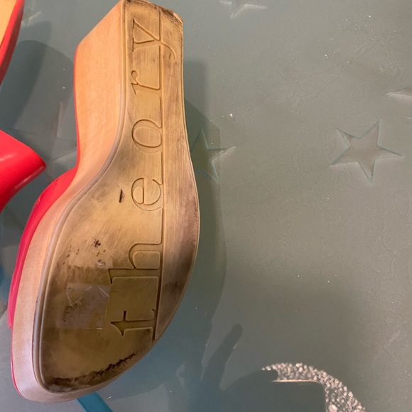 Theory jelly wedges - Picture 5 of 7